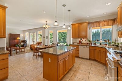 301 Russell Road , Winlock, WA 98596 - Photo 5