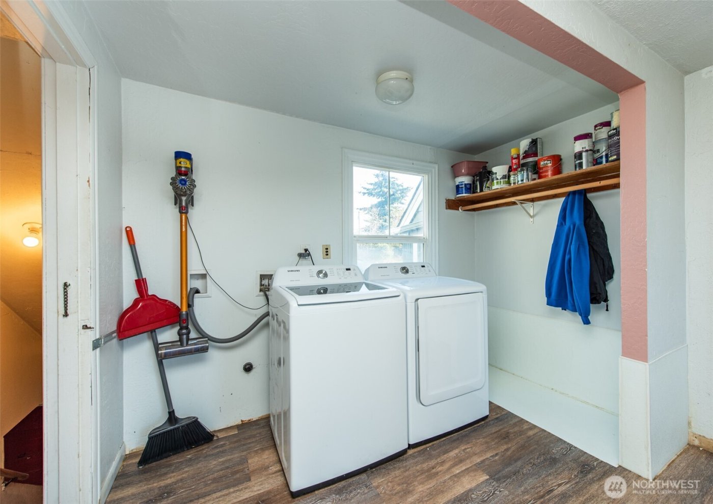 1202 W 9th Street , Port Angeles, WA 98363