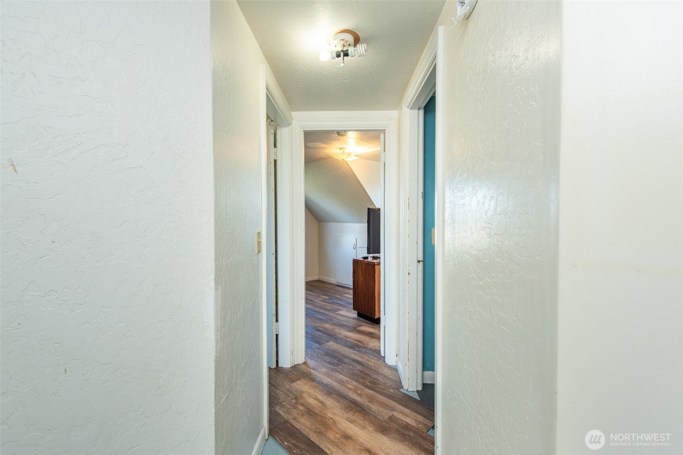 1202 W 9th Street , Port Angeles, WA 98363