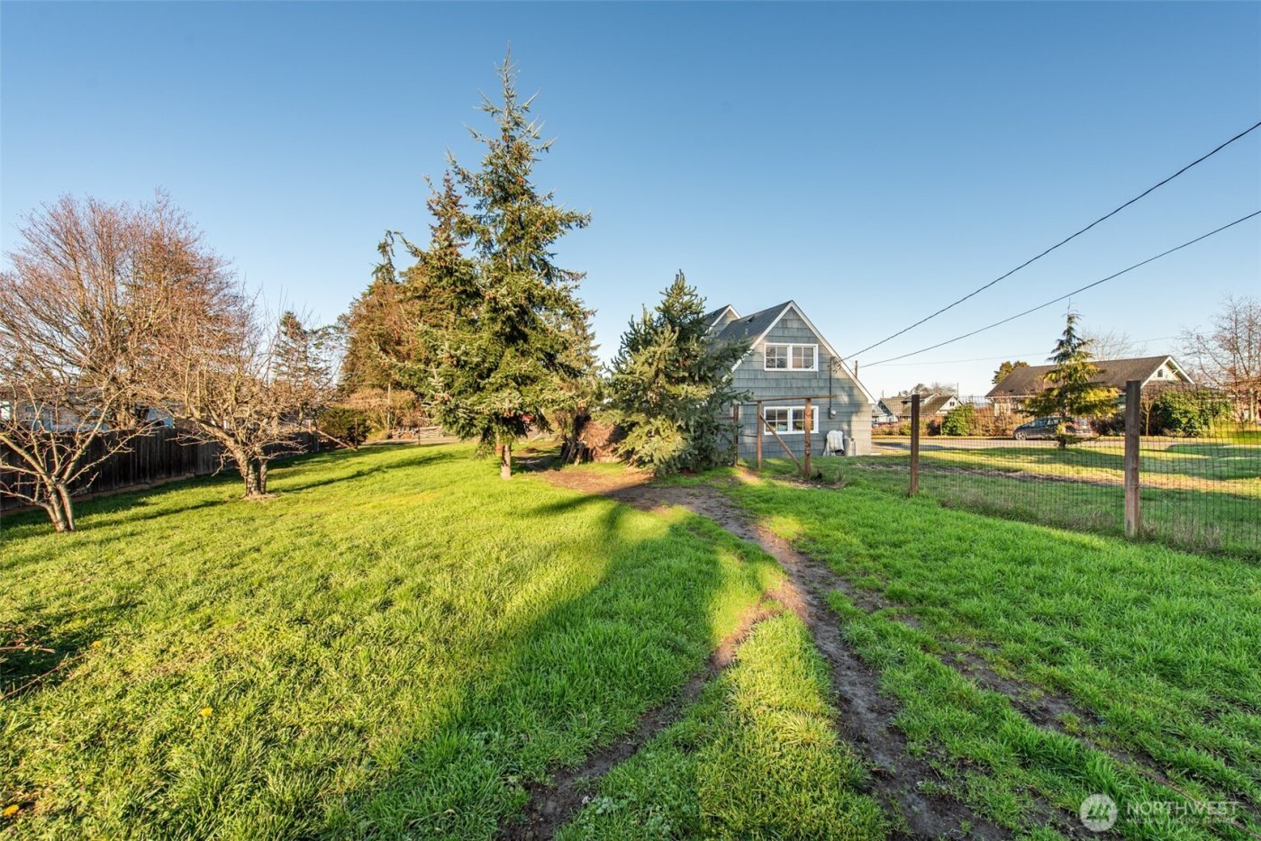 1202 W 9th Street , Port Angeles, WA 98363