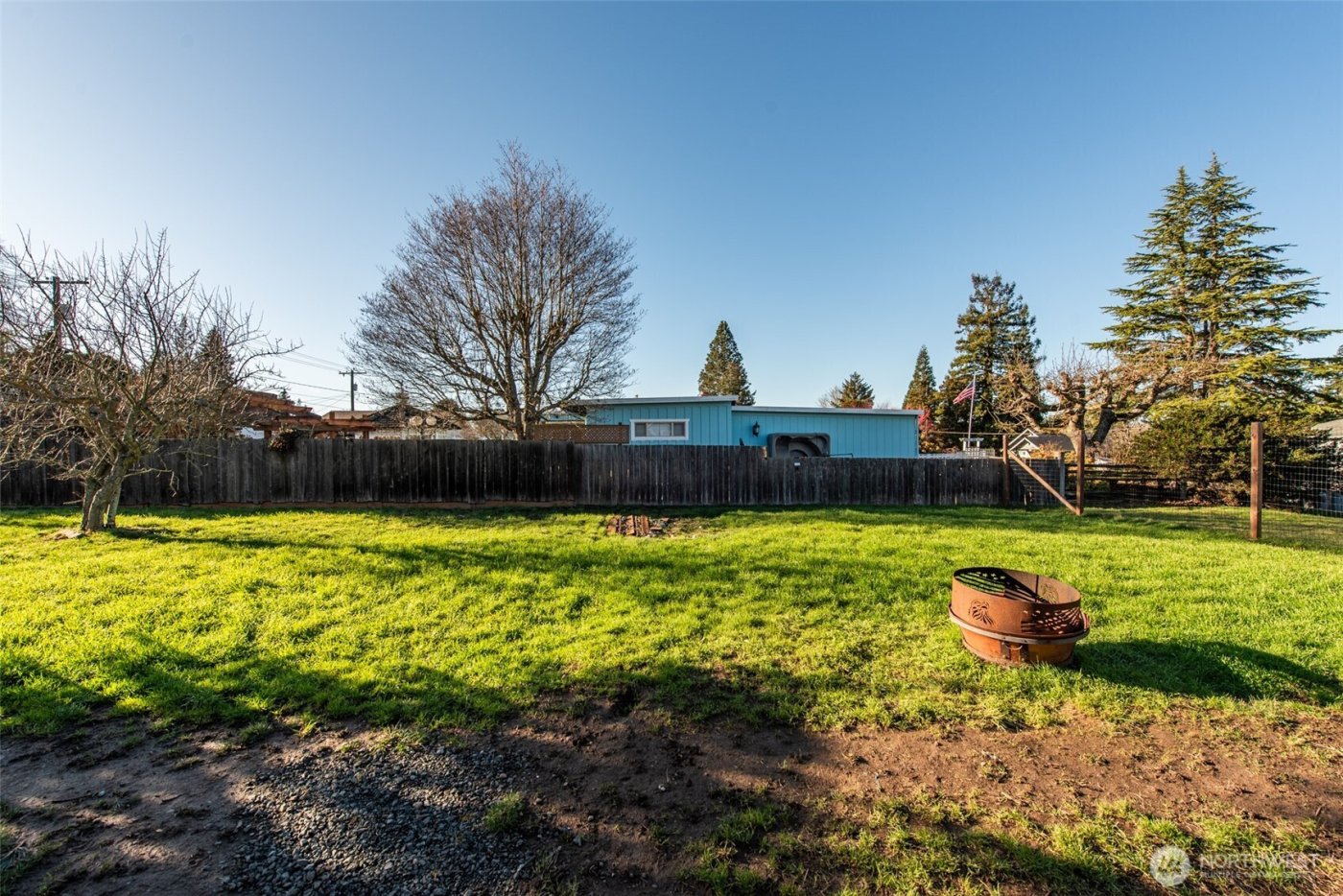 1202 W 9th Street , Port Angeles, WA 98363