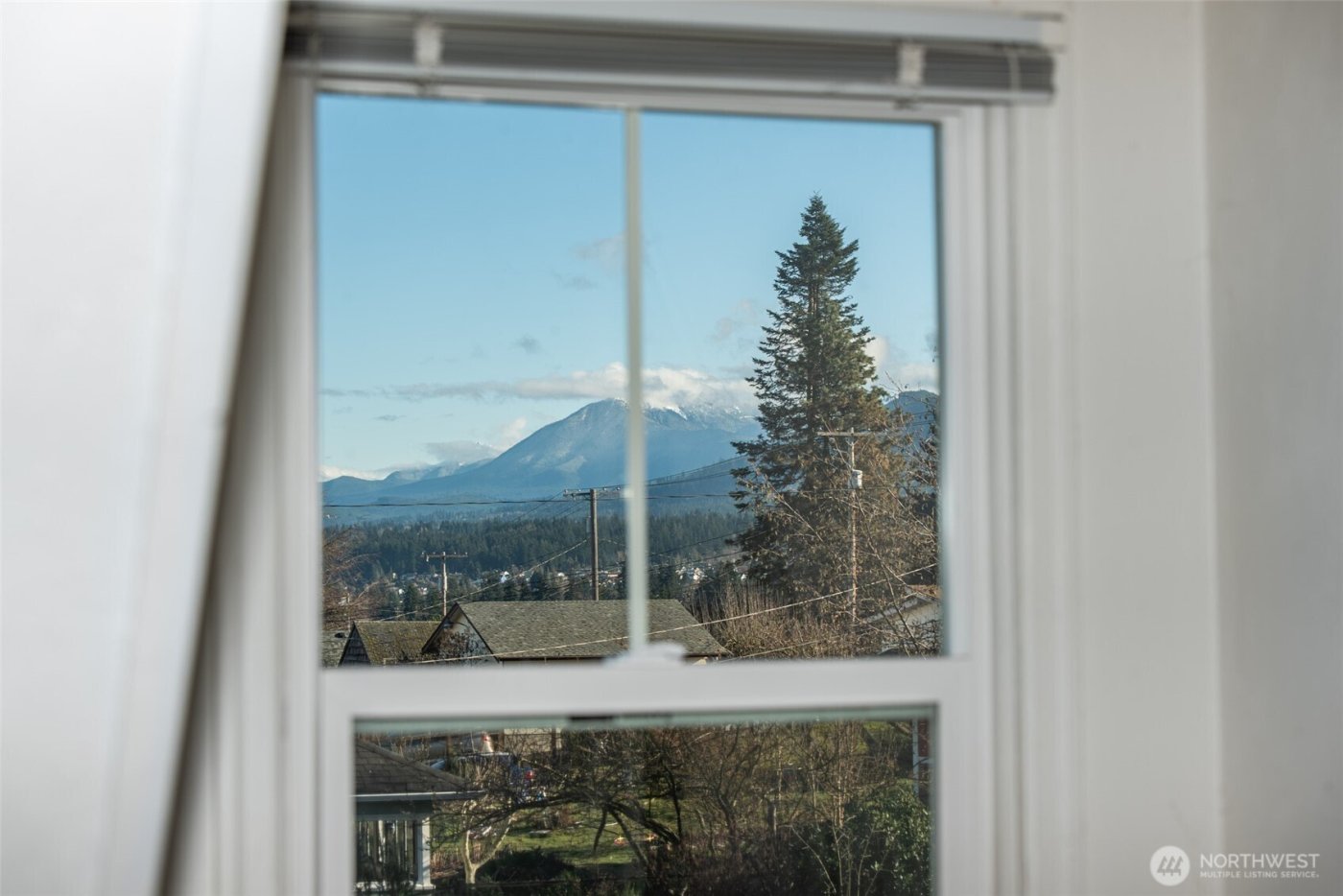 1202 W 9th Street , Port Angeles, WA 98363