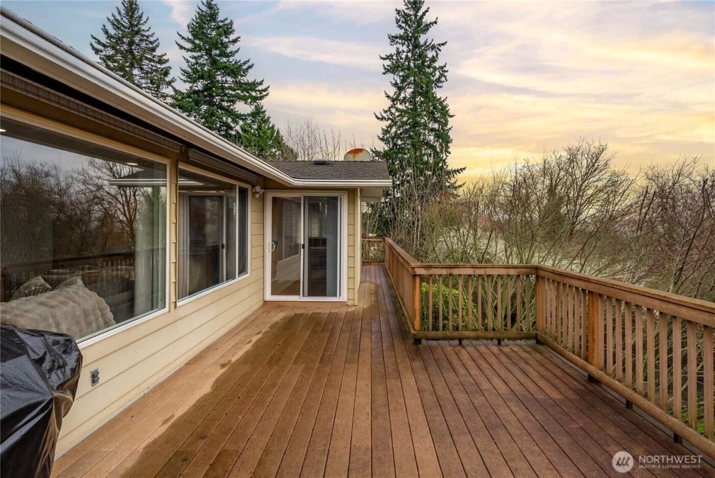 751 Alvord Avenue N, Kent, WA 98031