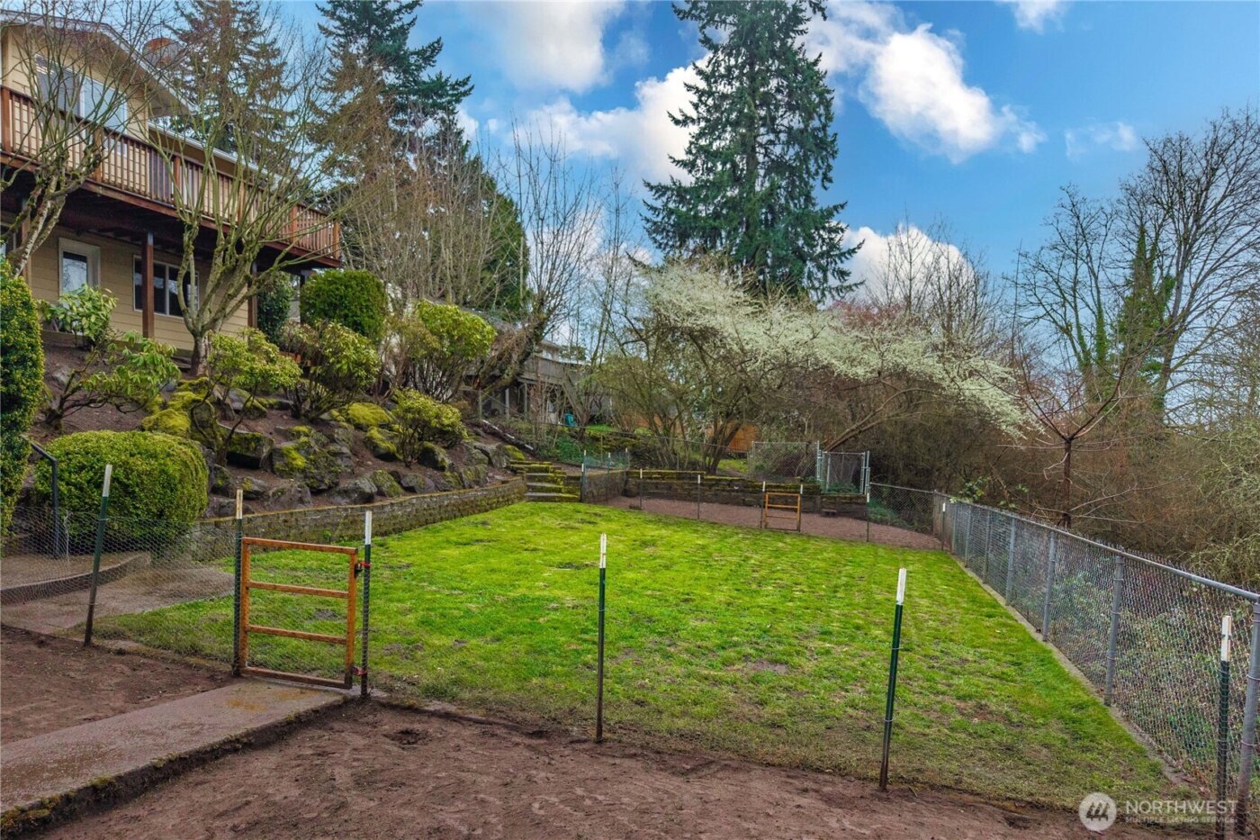 751 Alvord Avenue N, Kent, WA 98031