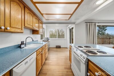 751 Alvord Avenue N, Kent, WA 98031 - Photo 5
