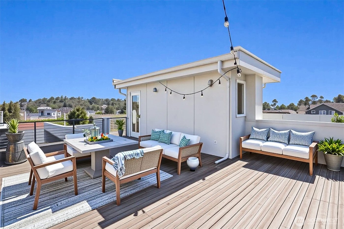 3641 22nd Avenue W #E, Seattle, WA 98199