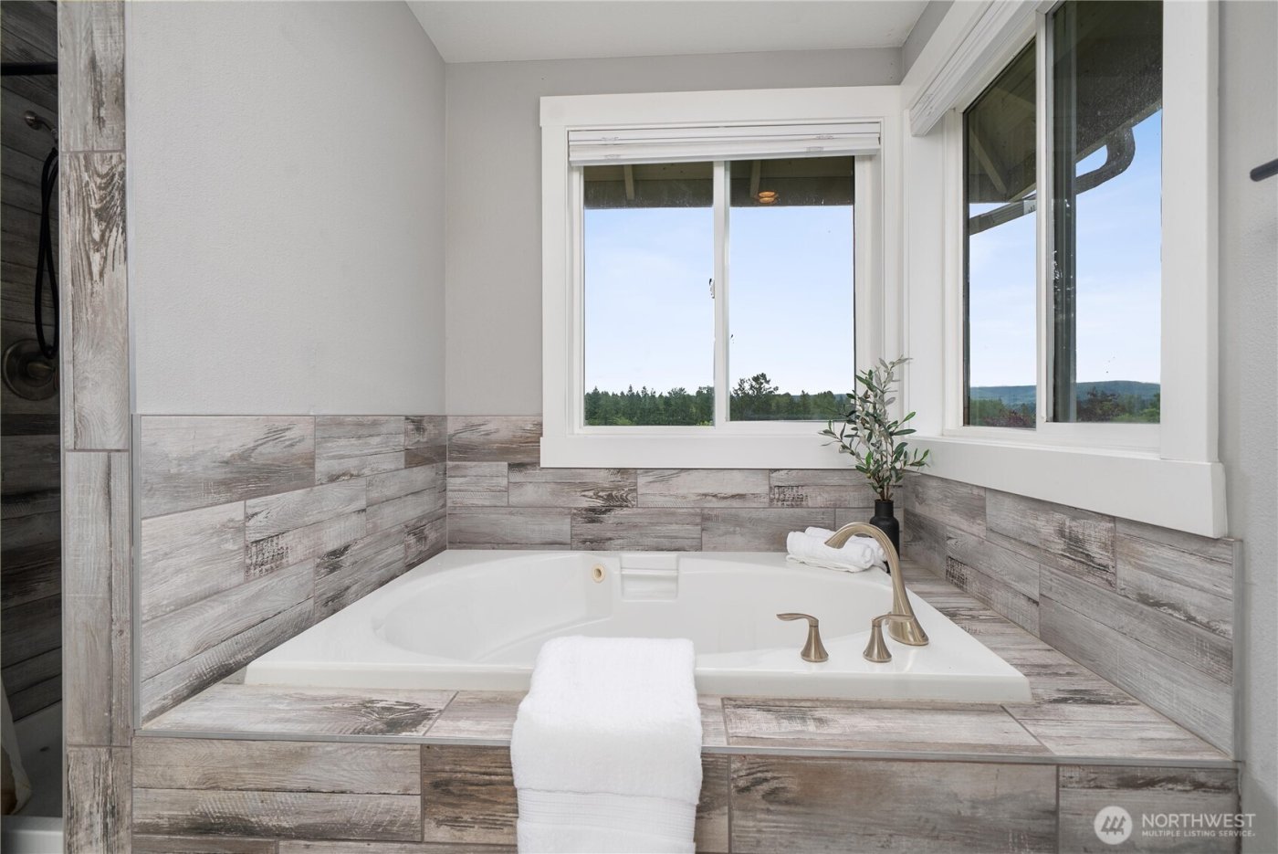 9906 328th Street E, Graham, WA 98338