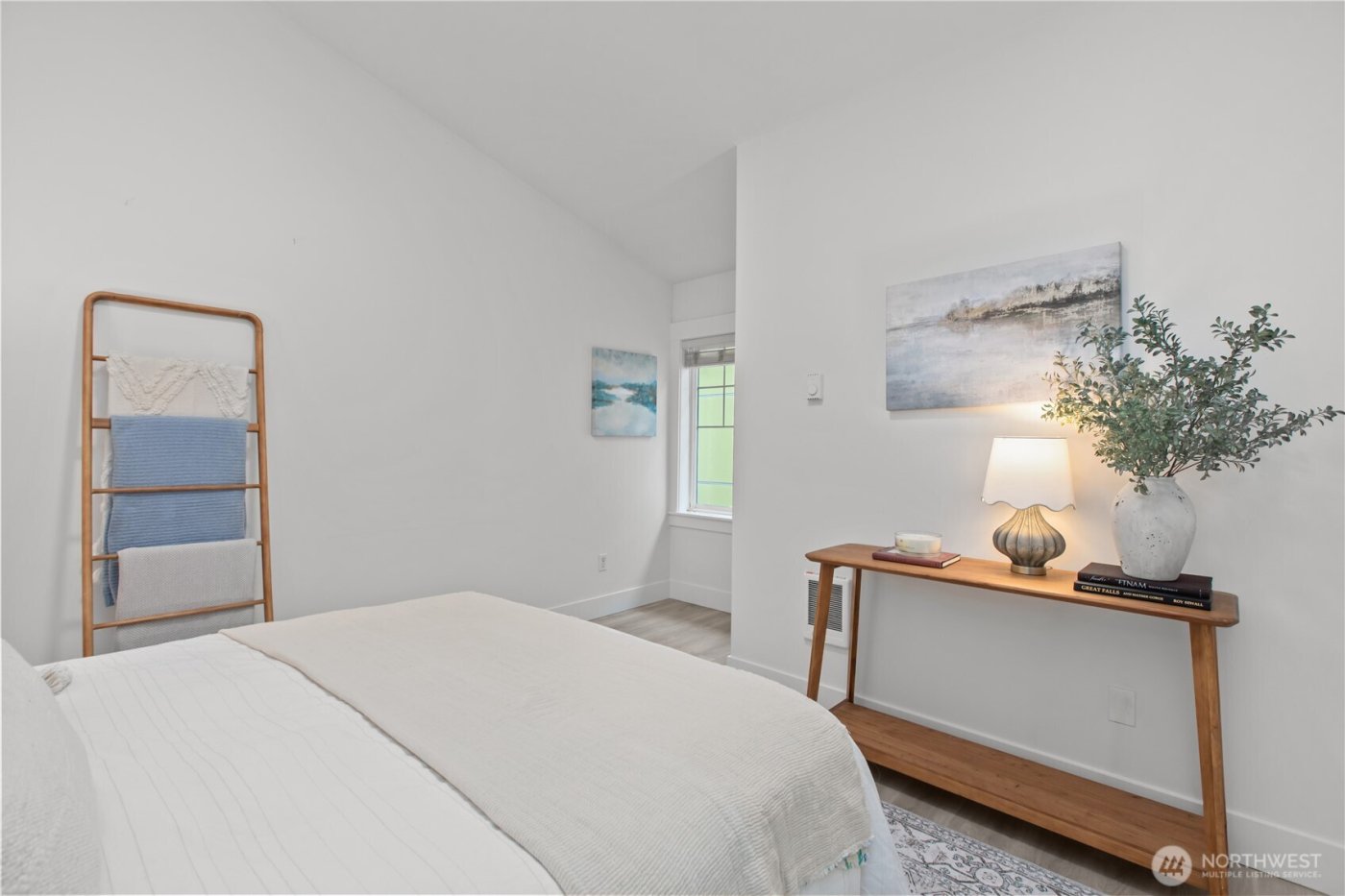 4854 Delridge Way SW #B, Seattle, WA 98106