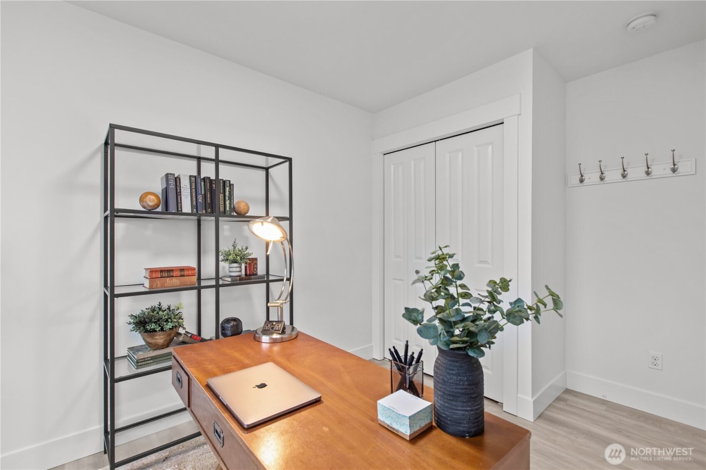 4854 Delridge Way SW #B, Seattle, WA 98106