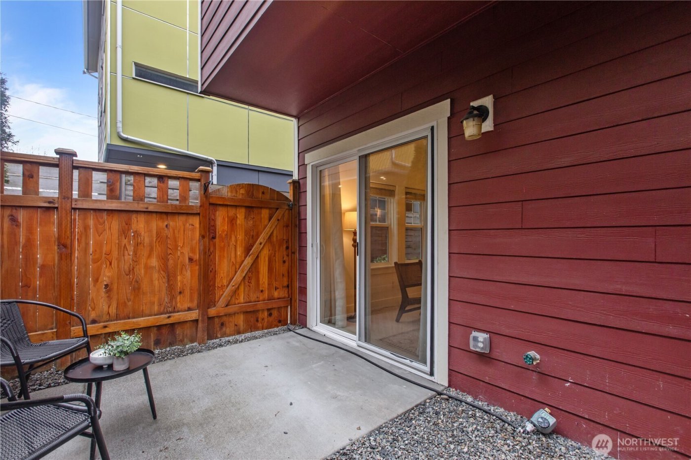 4854 Delridge Way SW #B, Seattle, WA 98106