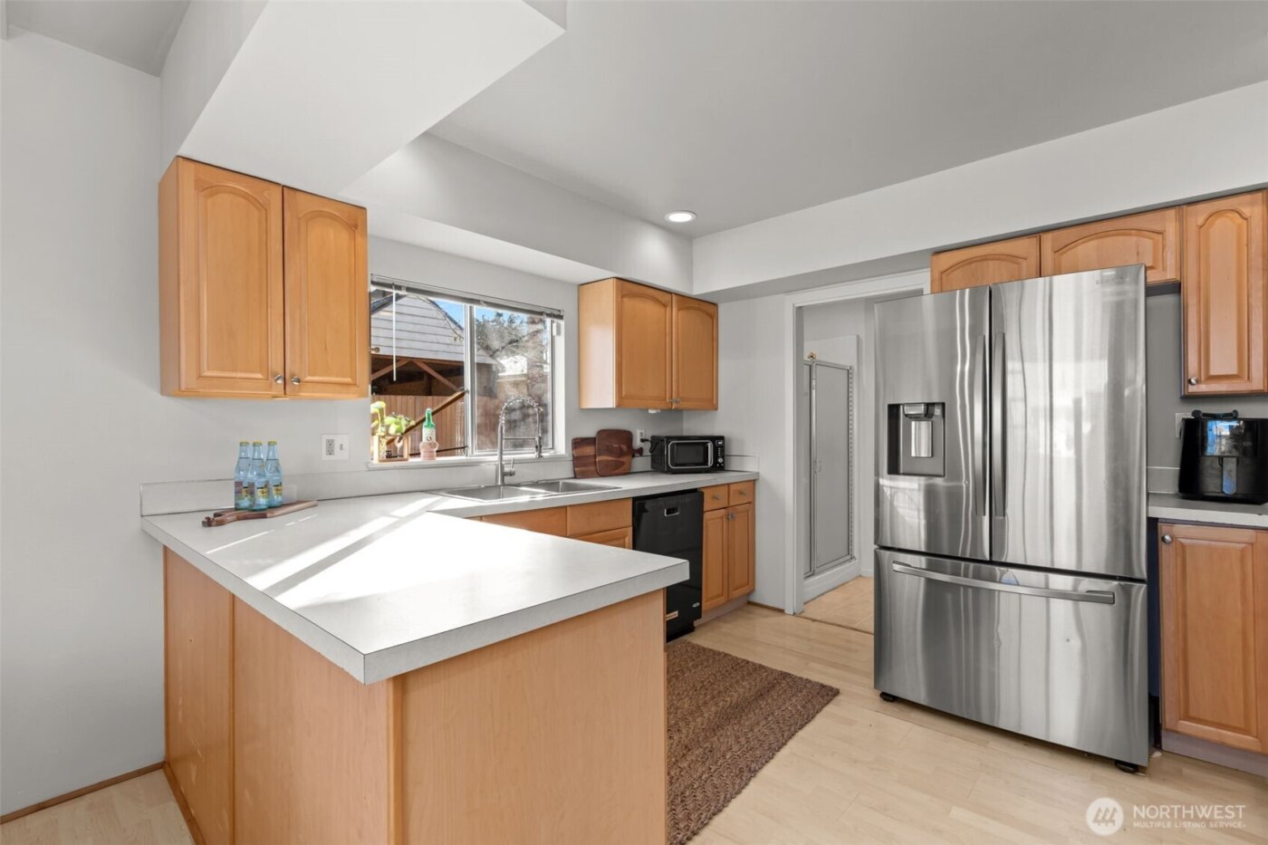 1721 McDougall Avenue , Everett, WA 98201