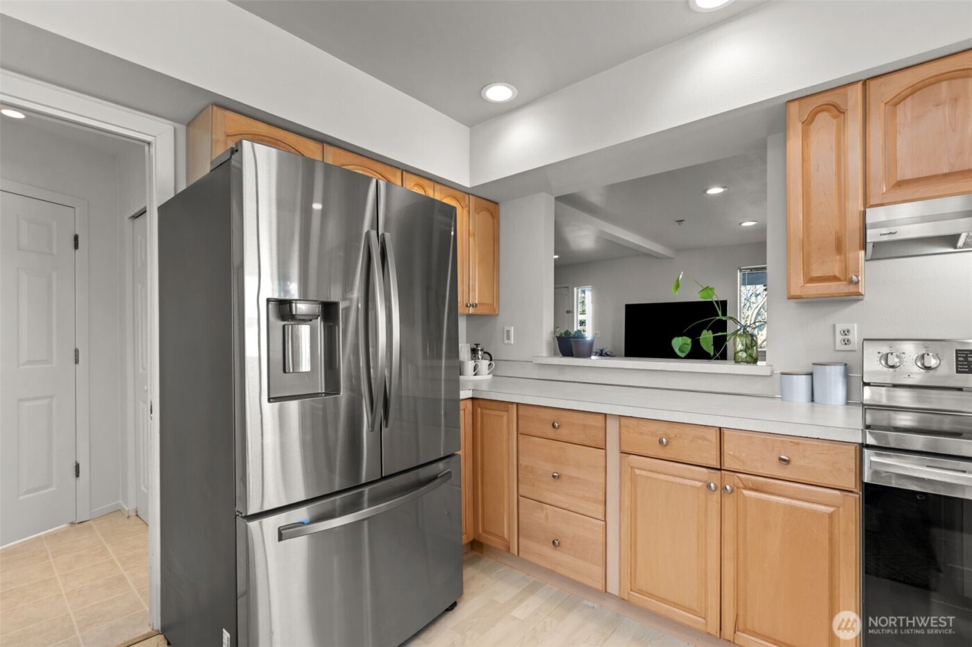 1721 McDougall Avenue , Everett, WA 98201