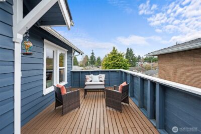 8341 28th Avenue NW, Seattle, WA 98117 - Photo 12