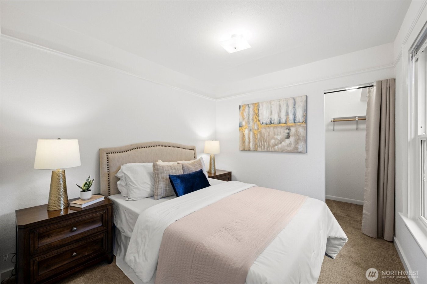 8341 28th Avenue NW, Seattle, WA 98117