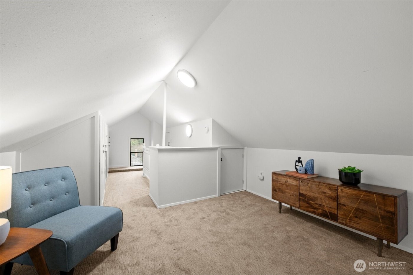 8341 28th Avenue NW, Seattle, WA 98117