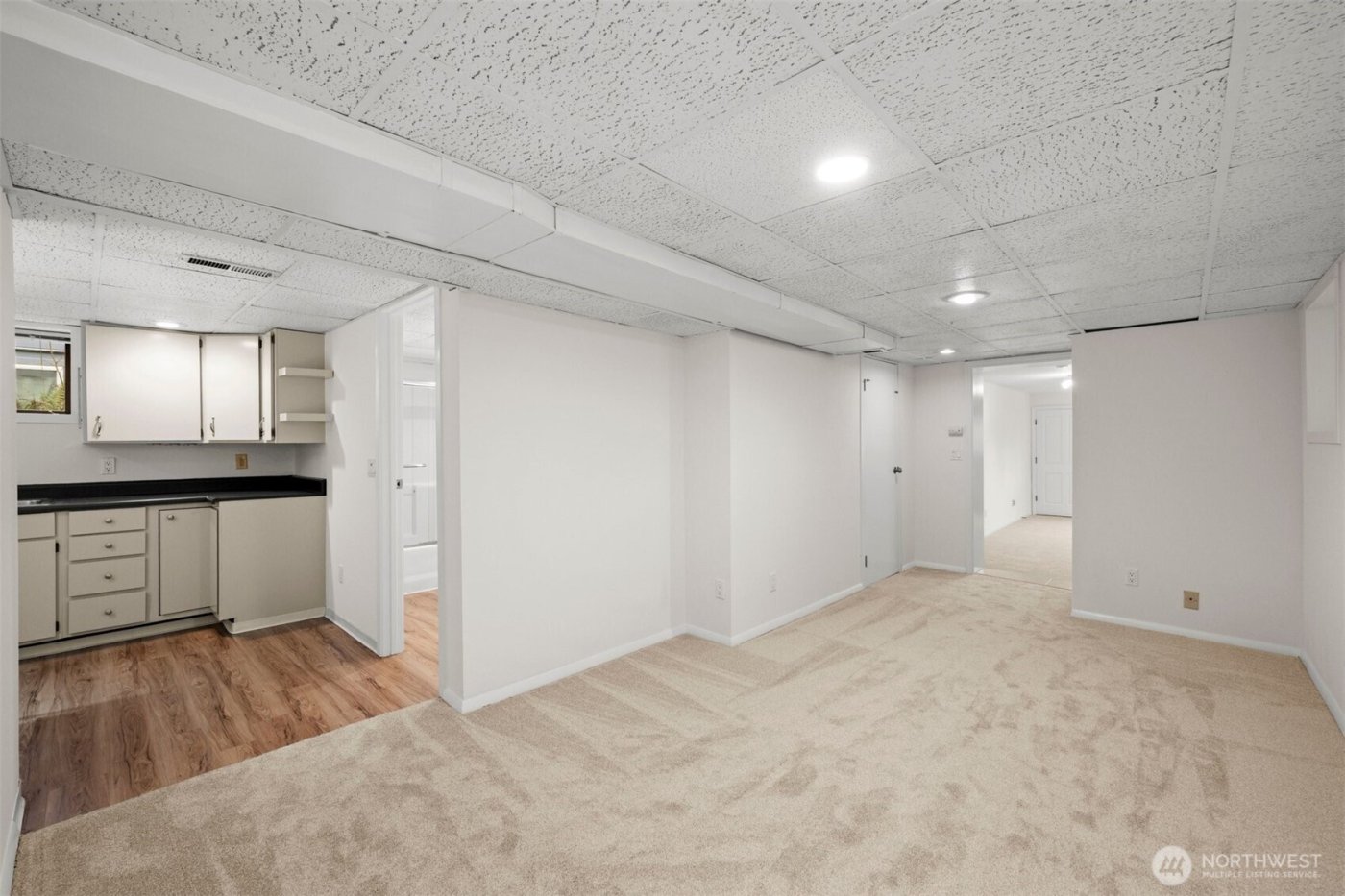 8341 28th Avenue NW, Seattle, WA 98117