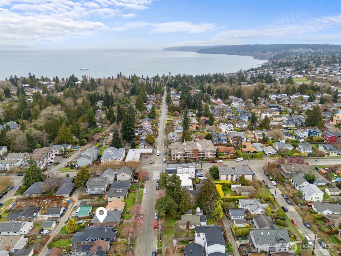 8341 28th Avenue NW, Seattle, WA 98117