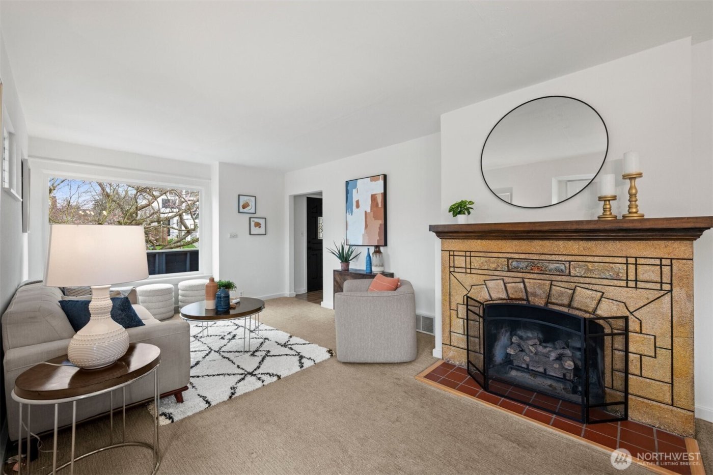 8341 28th Avenue NW, Seattle, WA 98117