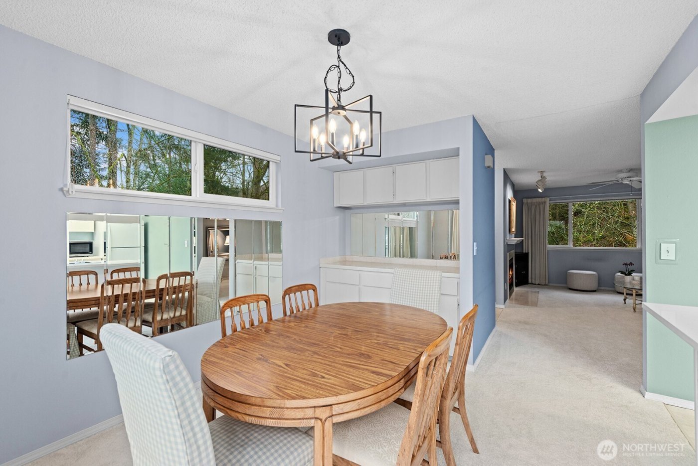 9919 NE 144th Lane #606, Kirkland, WA 98034