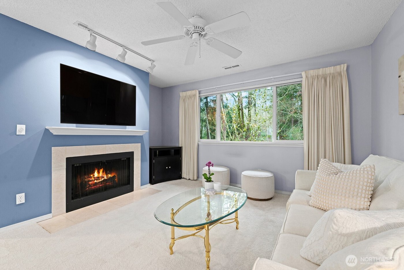 9919 NE 144th Lane #606, Kirkland, WA 98034