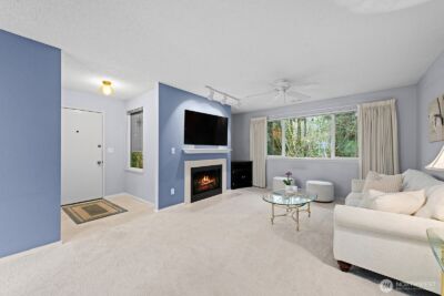 9919 NE 144th Lane #606, Kirkland, WA 98034 - Photo 4