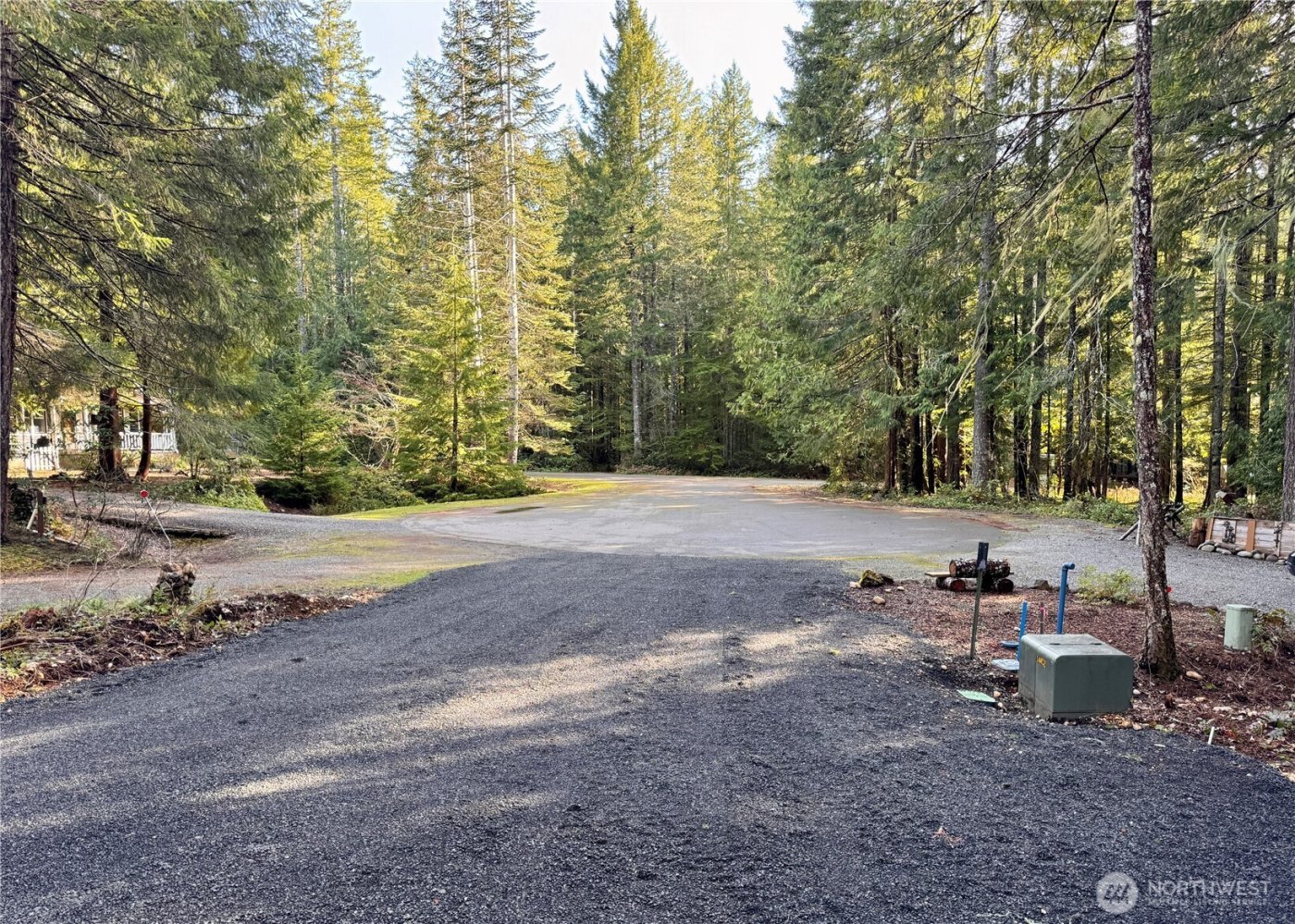 33 N Mount Washington Place , Hoodsport, WA 98548