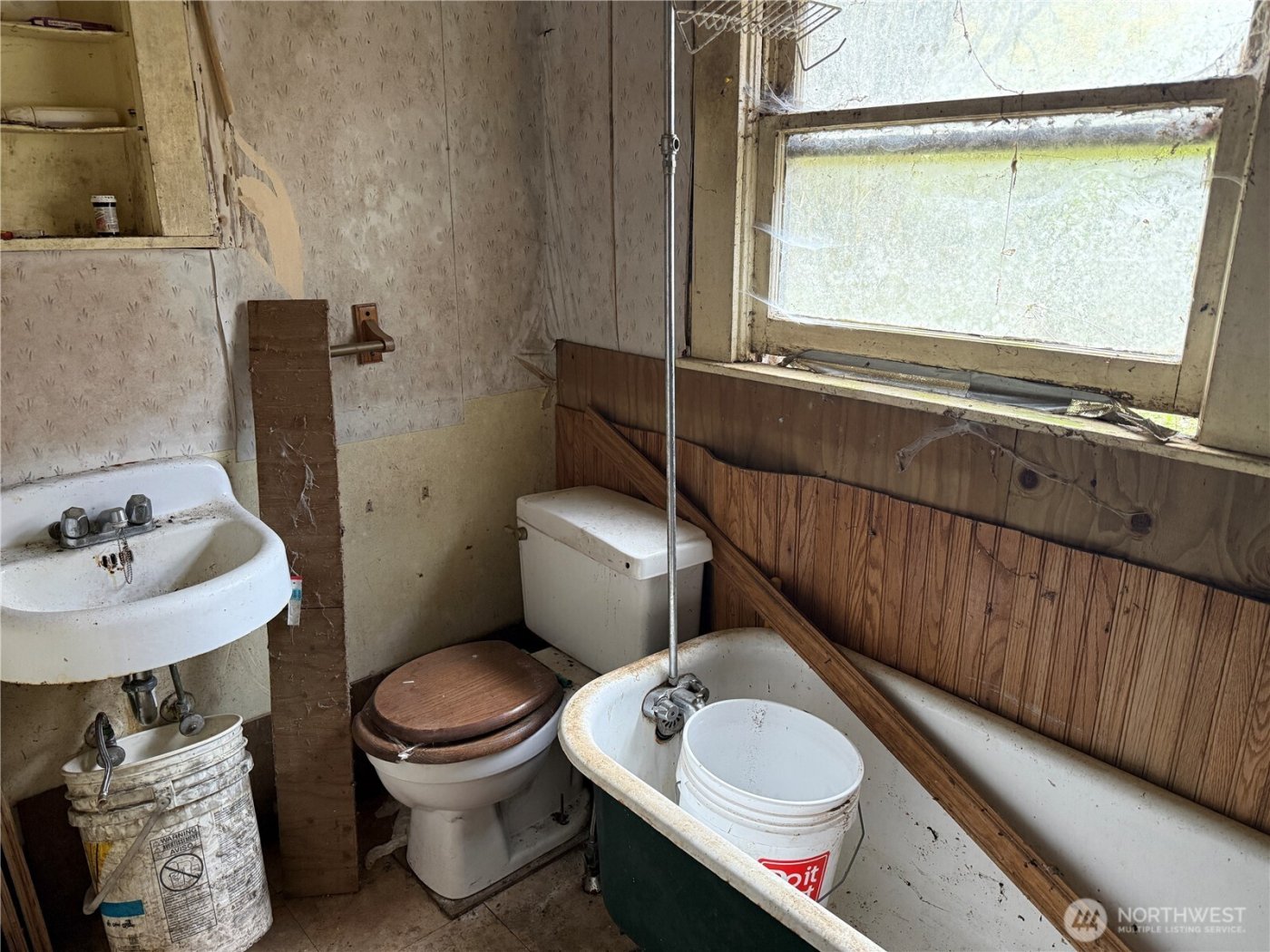 529 NW Past Drive , Poulsbo, WA 98370