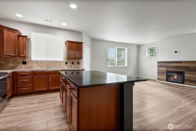 20615 7th Avenue Ct E, Spanaway, WA 98387 - Photo 10