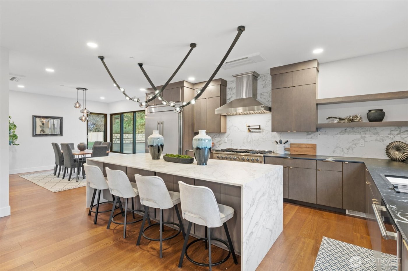 7903 240th Street SW, Edmonds, WA 98026