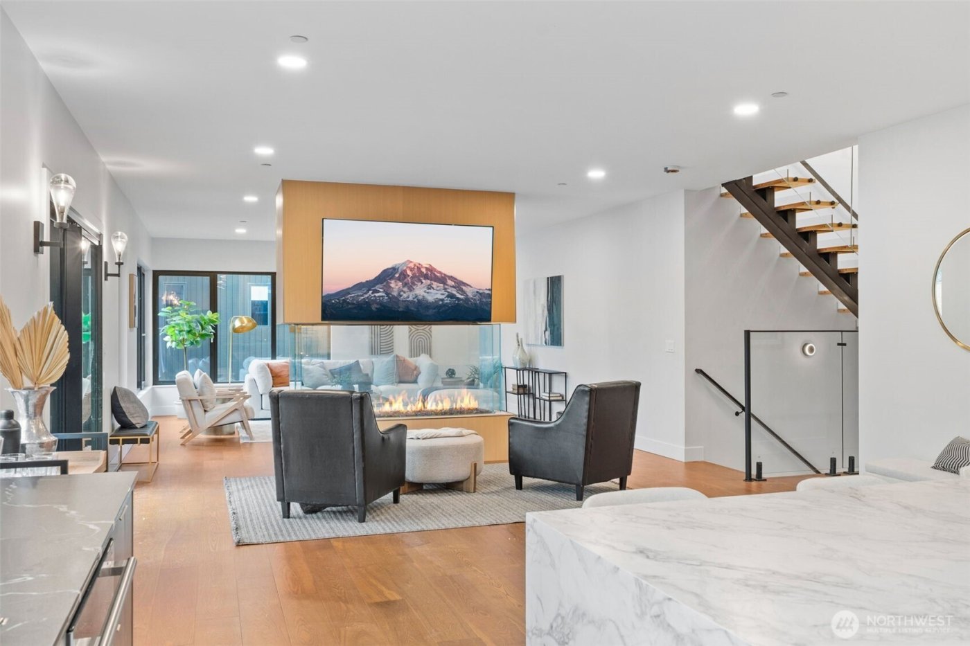 7903 240th Street SW, Edmonds, WA 98026