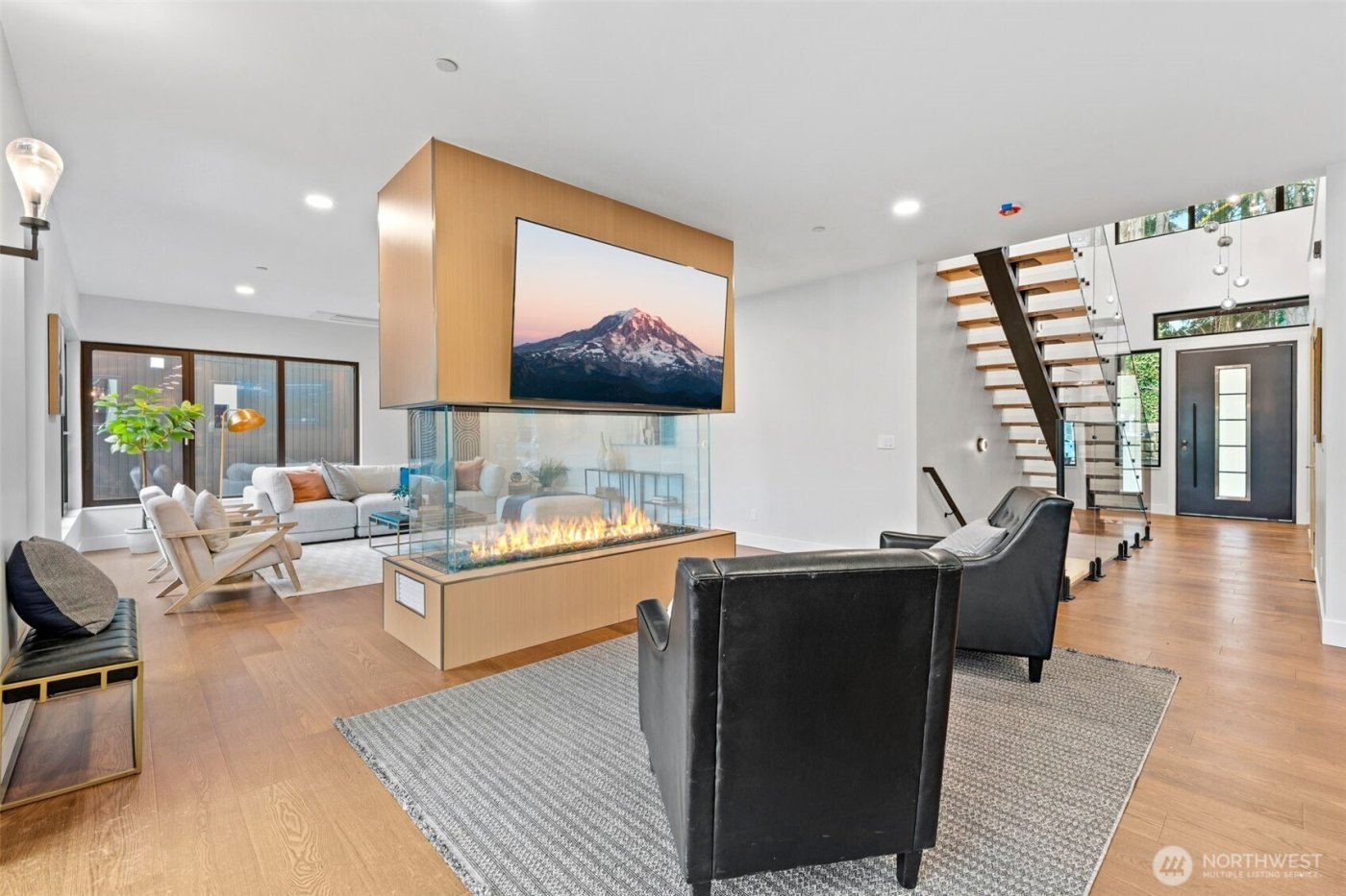 7903 240th Street SW, Edmonds, WA 98026