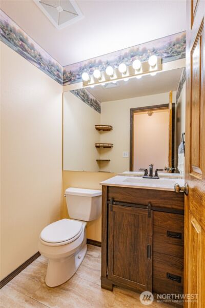 13005 10th Avenue Ct E, Tacoma, WA 98445 - Photo 16