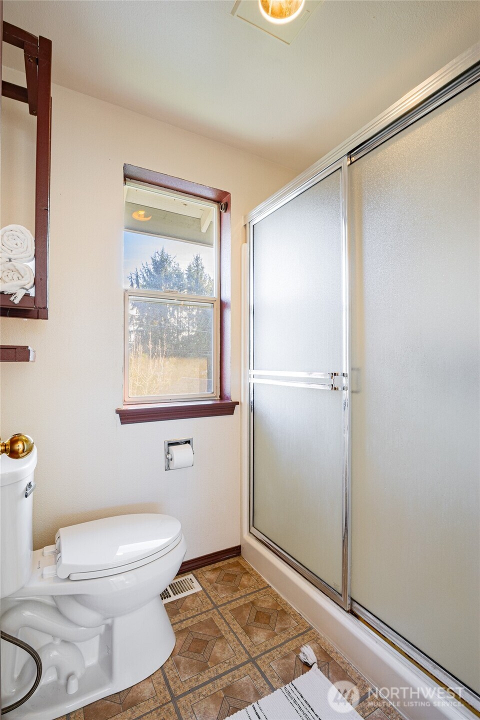 13005 10th Avenue Ct E, Tacoma, WA 98445