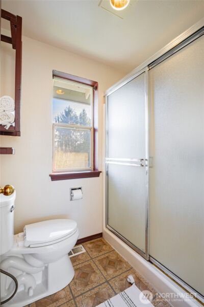 13005 10th Avenue Ct E, Tacoma, WA 98445 - Photo 21