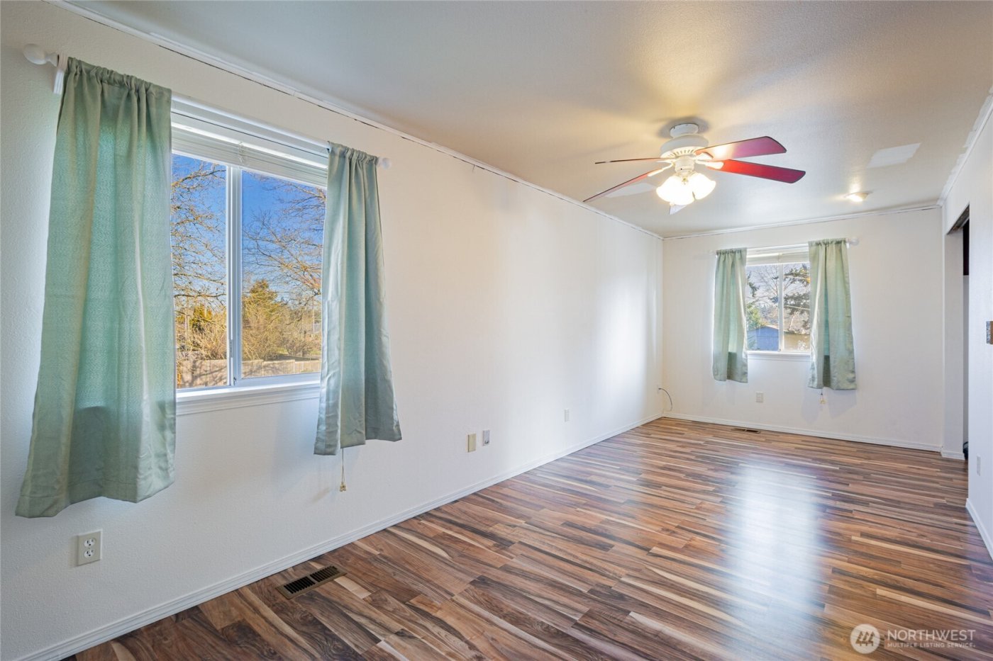 13005 10th Avenue Ct E, Tacoma, WA 98445