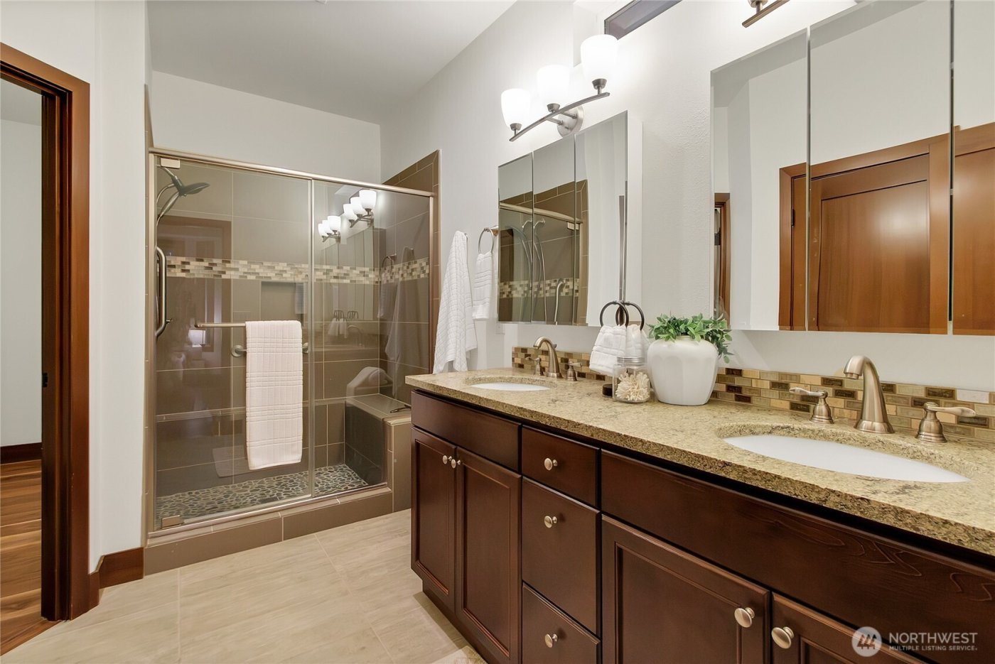 14226 189th Avenue E, Bonney Lake, WA 98391