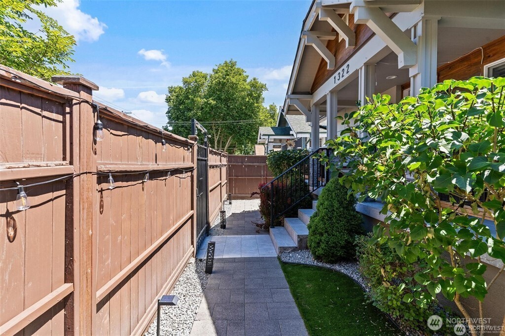 1322 EARNEST S BRAZILL Street , Tacoma, WA 98405