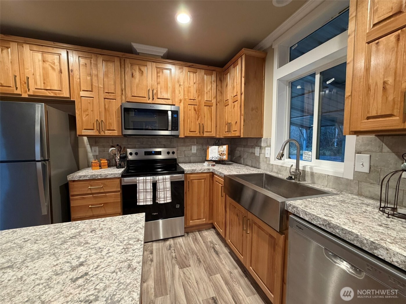 2010 Broadway Avenue #20, Hoquiam, WA 98550