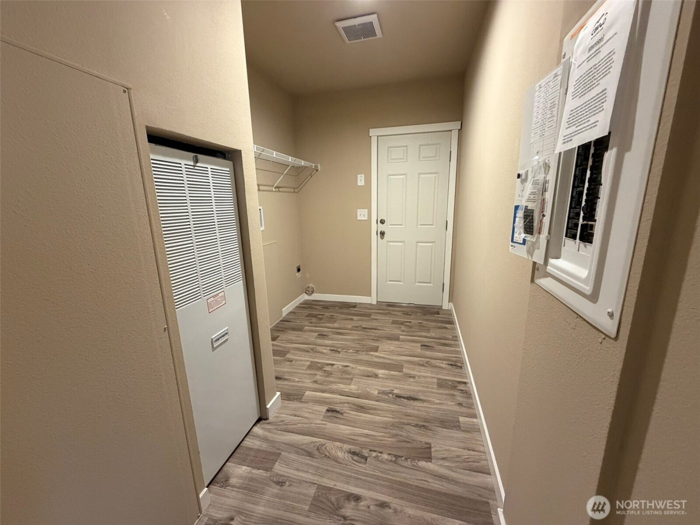 2010 Broadway Avenue #20, Hoquiam, WA 98550