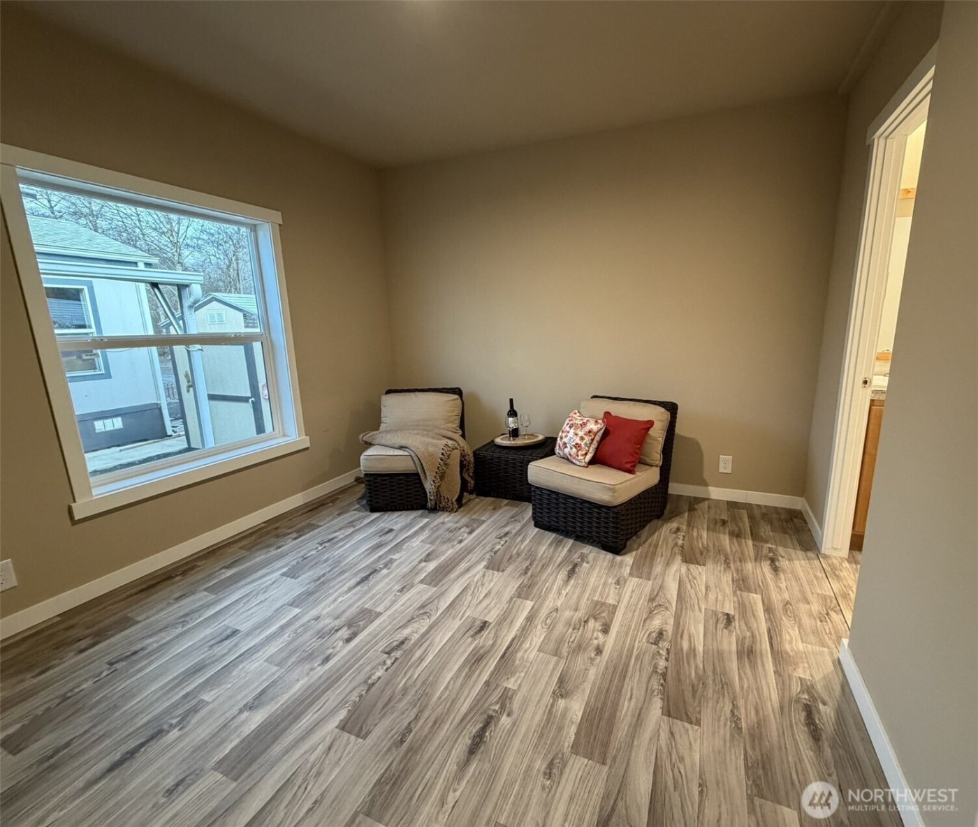 2010 Broadway Avenue #20, Hoquiam, WA 98550