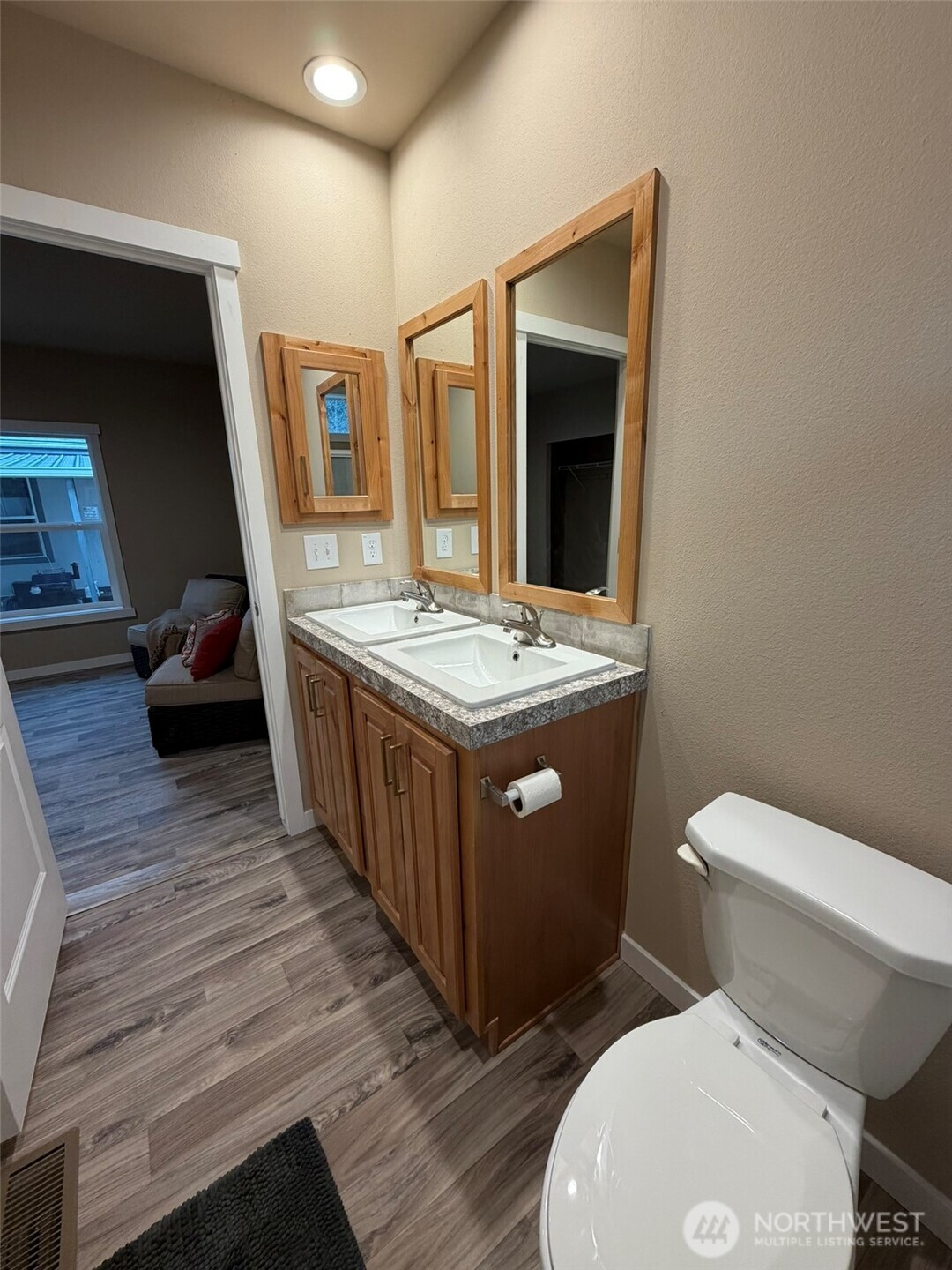 2010 Broadway Avenue #20, Hoquiam, WA 98550