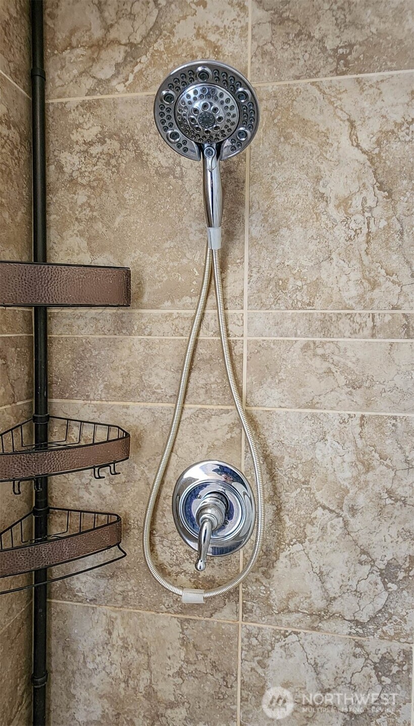 6028 S Prospect Street , Tacoma, WA 98409-6815