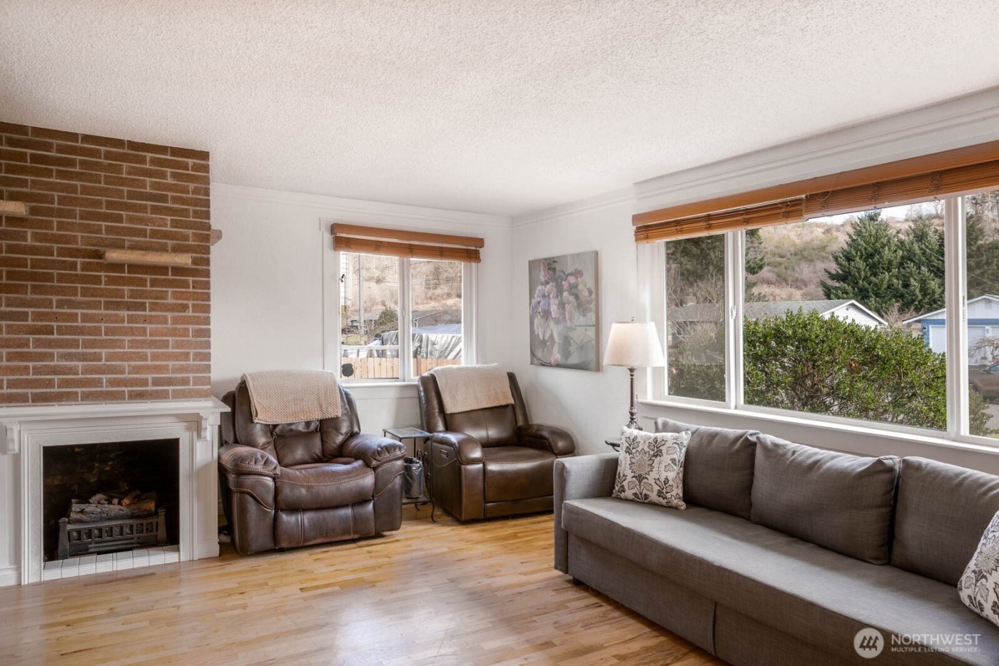 6028 S Prospect Street , Tacoma, WA 98409-6815