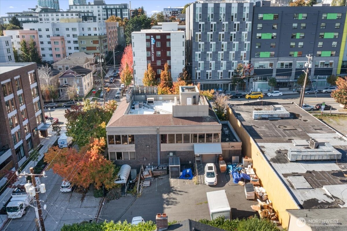 150 12th Avenue , Seattle, WA 98102