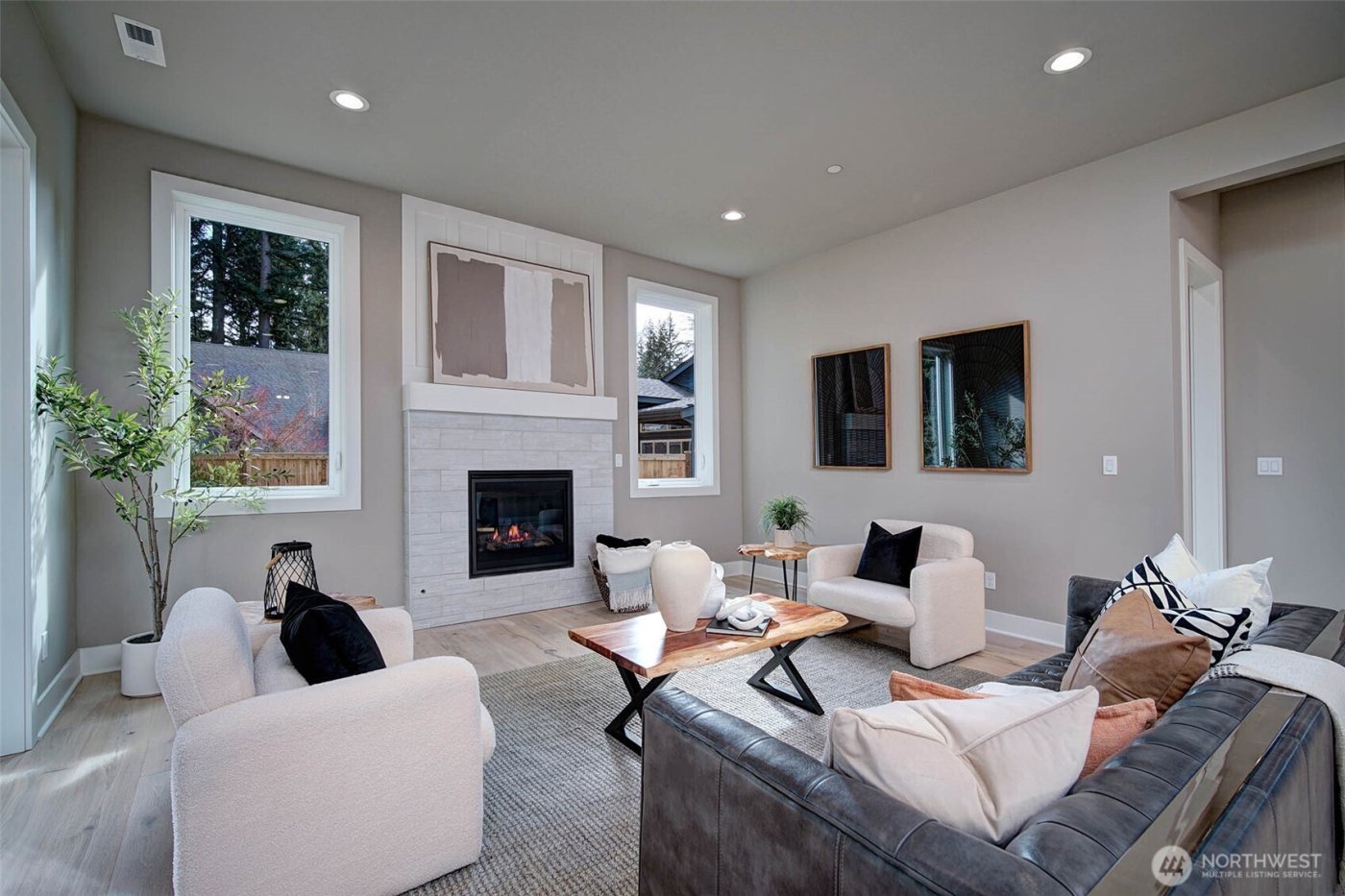 12818 NE 65th Lane , Kirkland, WA 98033