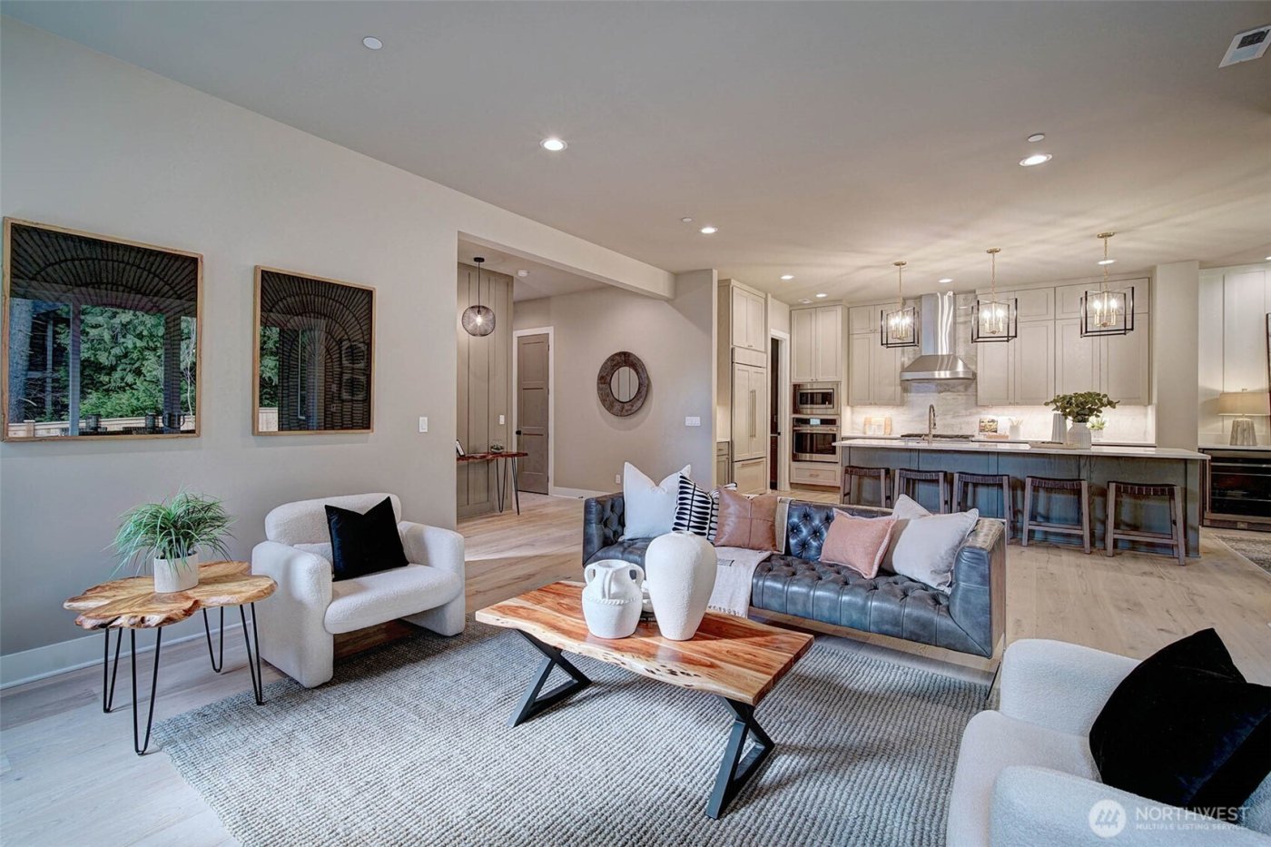 12818 NE 65th Lane , Kirkland, WA 98033