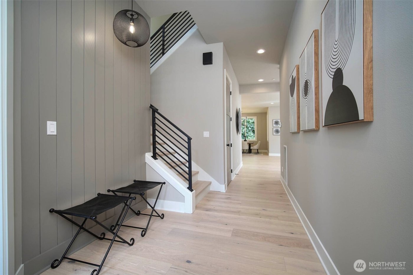 12818 NE 65th Lane , Kirkland, WA 98033