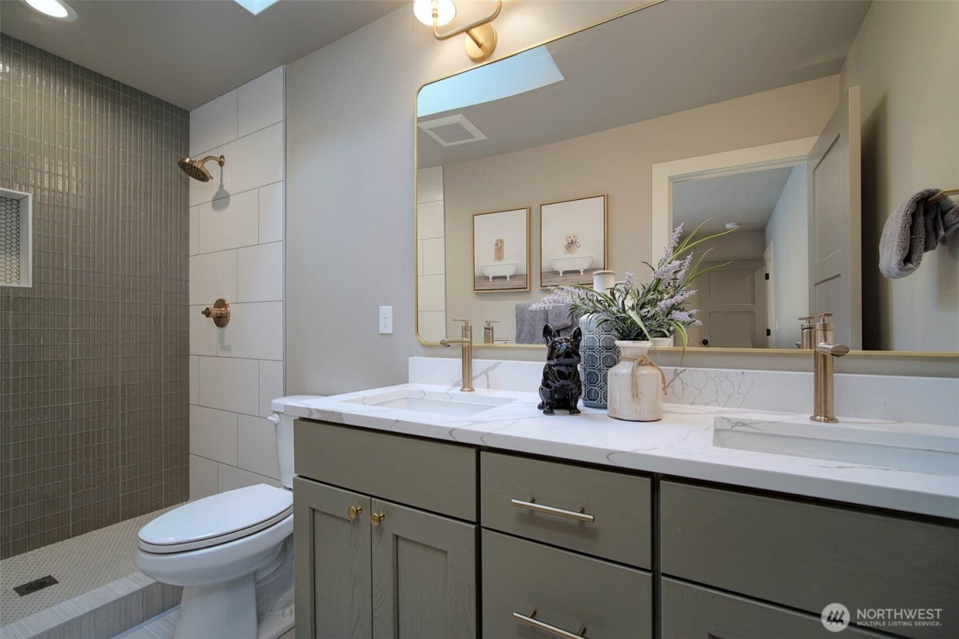 12818 NE 65th Lane , Kirkland, WA 98033