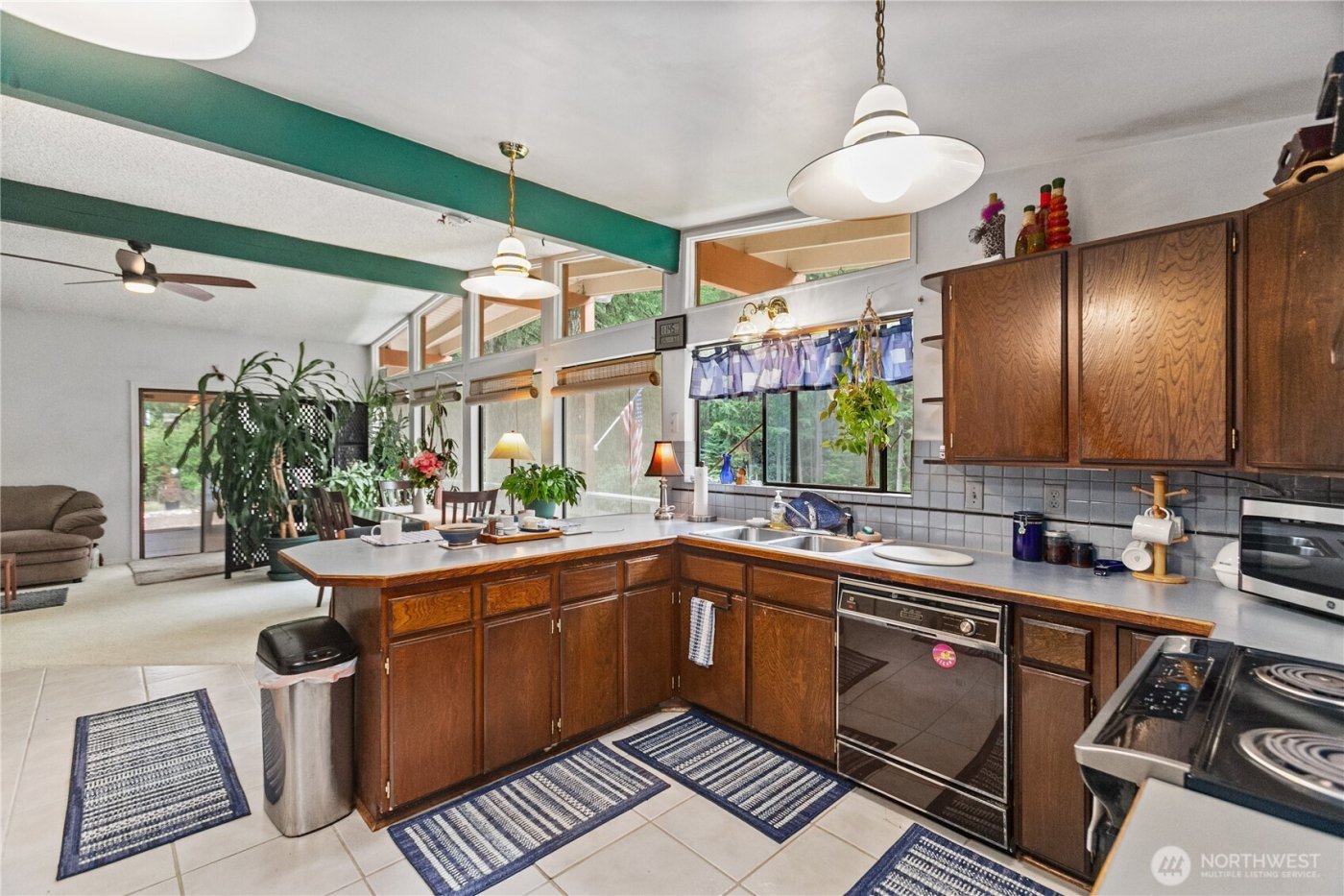 91 E Jack Pine Lane , Union, WA 98592