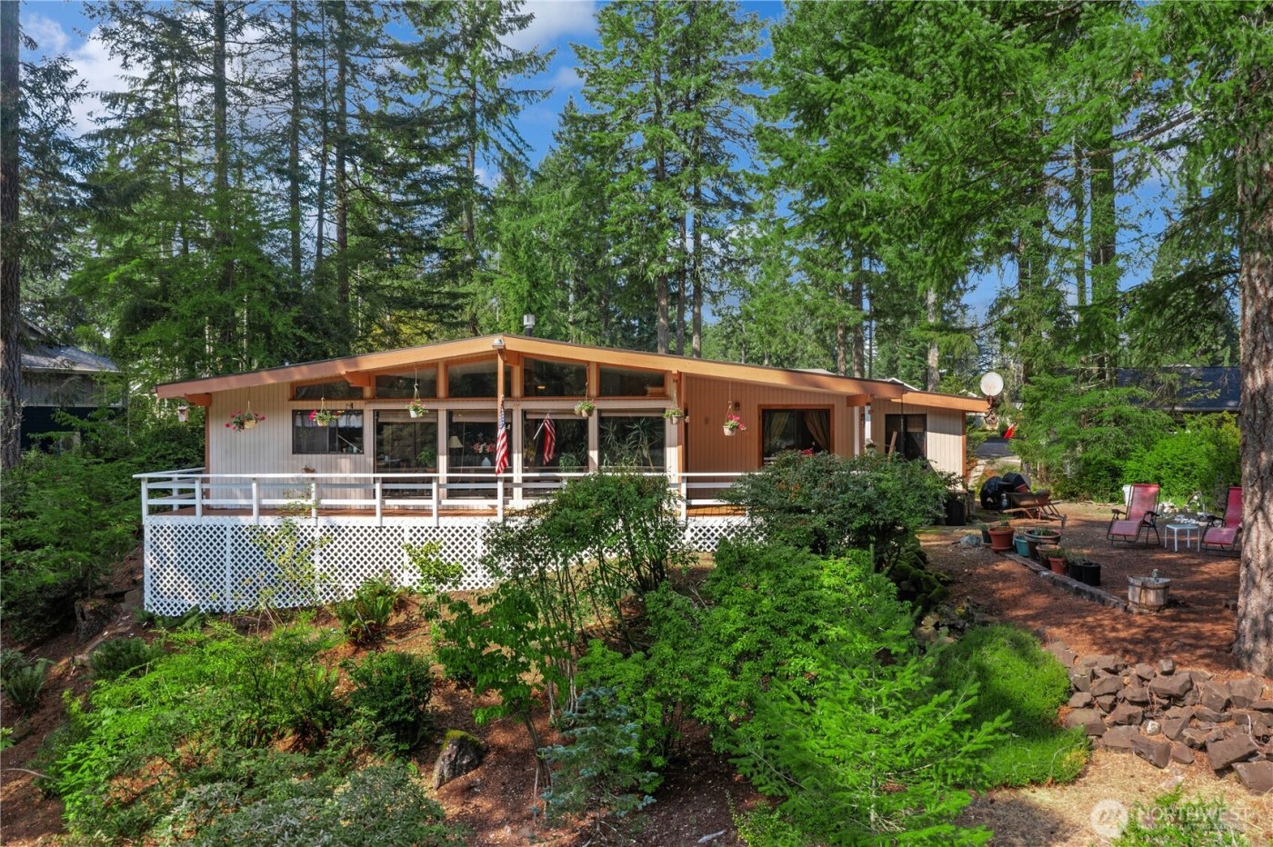 91 E Jack Pine Lane , Union, WA 98592